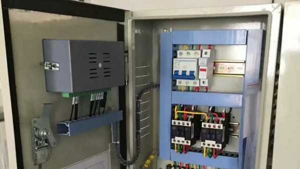 室外潛水泵配電箱安裝在哪【千亞電氣】