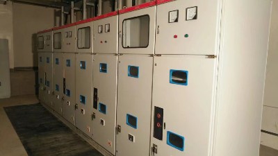 變電室配電柜頂部出銅排護(hù)罩怎么做【千亞電氣】